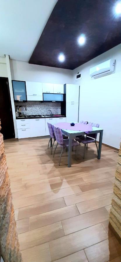 Castello Apartment Deluxe Шакка Экстерьер фото